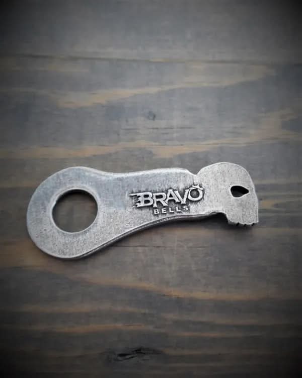 BBH-3 Skull Wing Bell Hanger